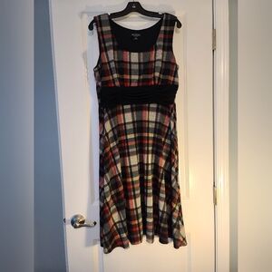 Women's Perceptions New York Sz L Plaid Sleeveless Dress, Red/Black/Tan